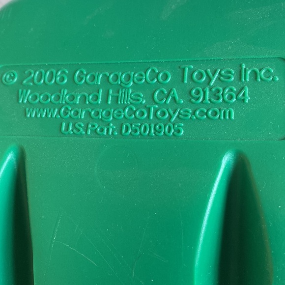 Yo Baby Kick Flipper Practice Indoor Skateboard Board-Instruction DVD or YouTube - Picture 4 of 7